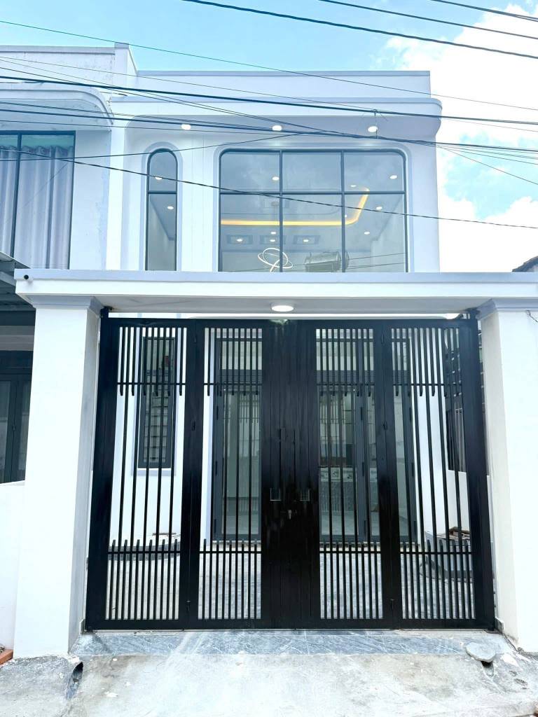Bán nhà Lê Duẩn, Tương Bình Hiệp, 1 trệt 1 lầu, 5x25m, giá 1 tỷ 900, diện tích rộng, nhà đẹp ở ngay